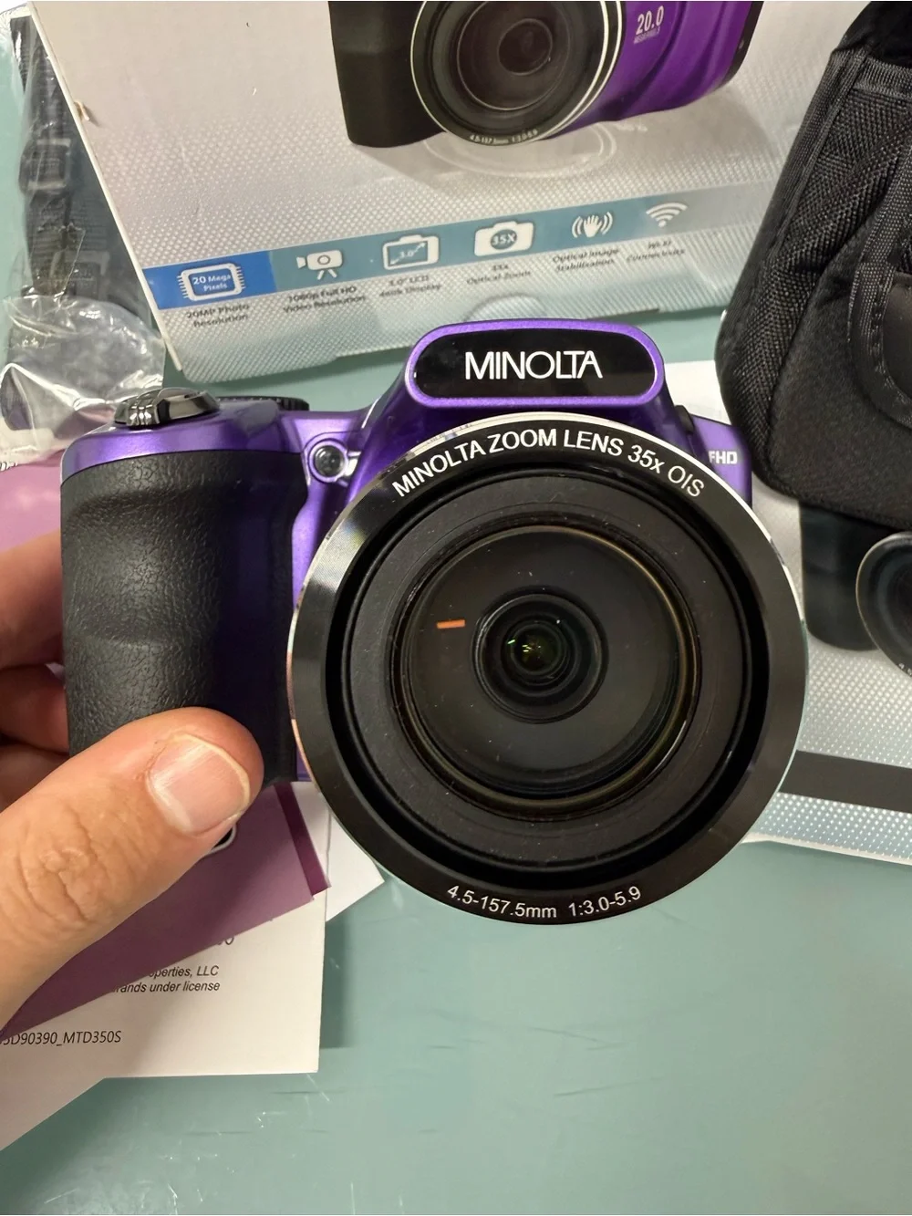 Minolta purple compact